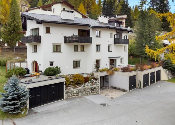 Abitaziun Traval - * Zuoz