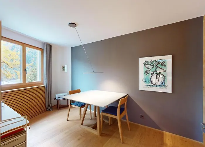 Daire Abitaziun Traval - *