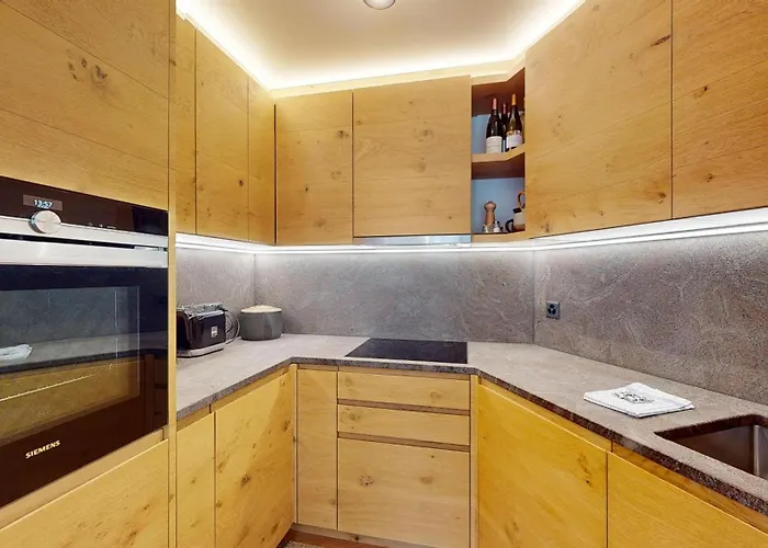 Daire Abitaziun Traval - *