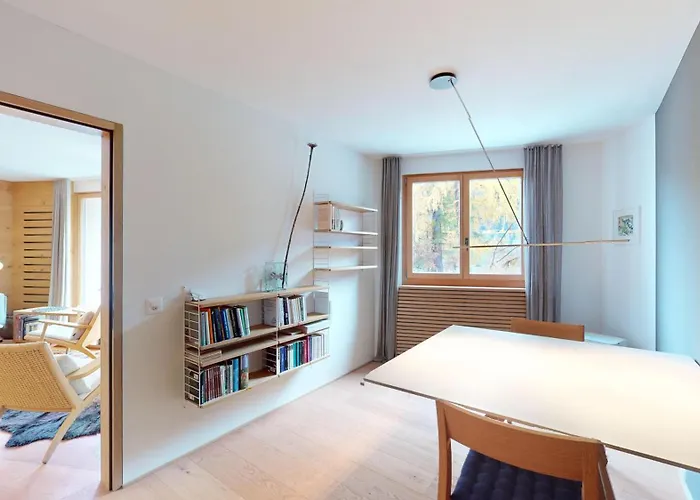 Abitaziun Traval - * Zuoz